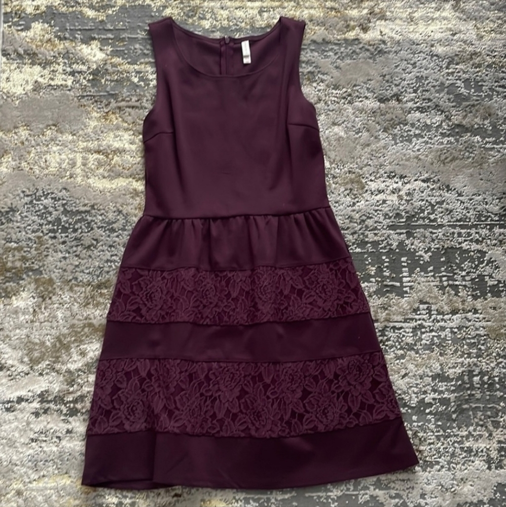 Xhilaration Lace dress, size small